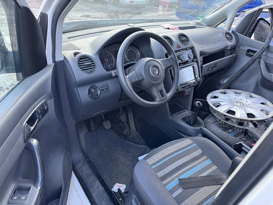 Фолксваген Кади 1.6тди 102кс  2012г На Части