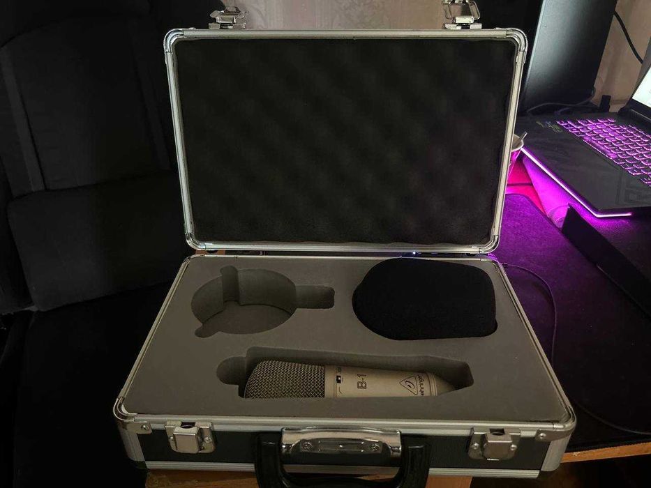 Студийный микрофон BEHRINGER B-1