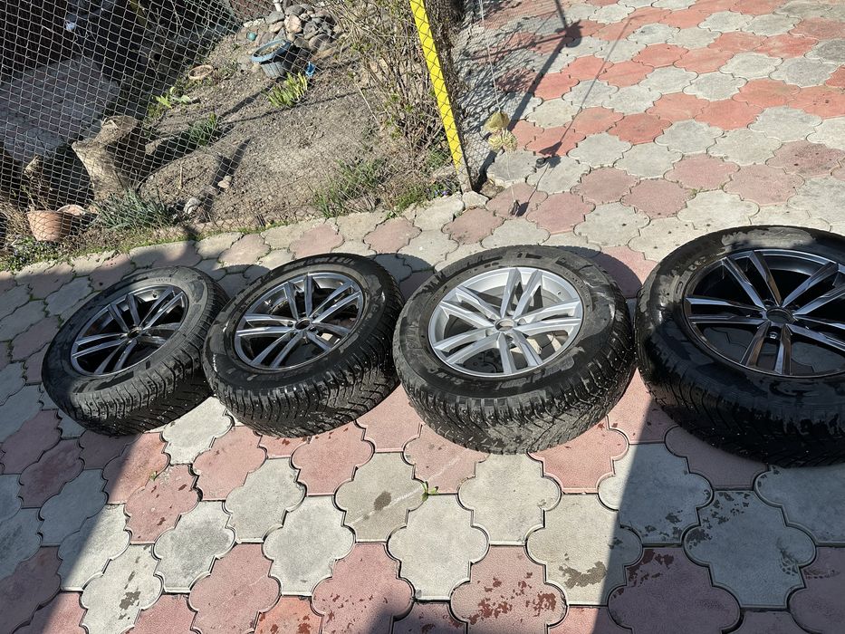 Диски с резиной комплект R18