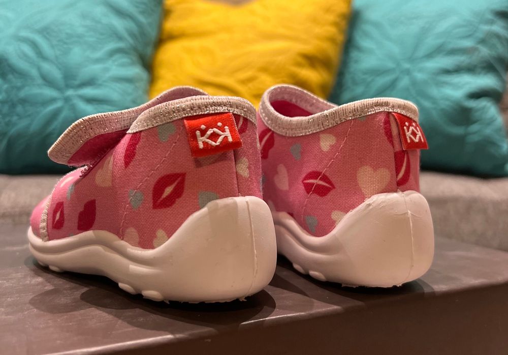 Детски пантофи Колев и Колев