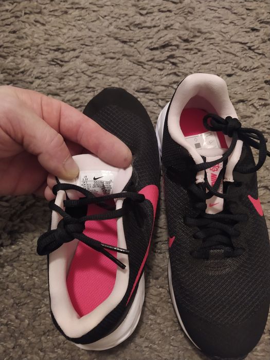 Nike Venture Runner, Air Max,..