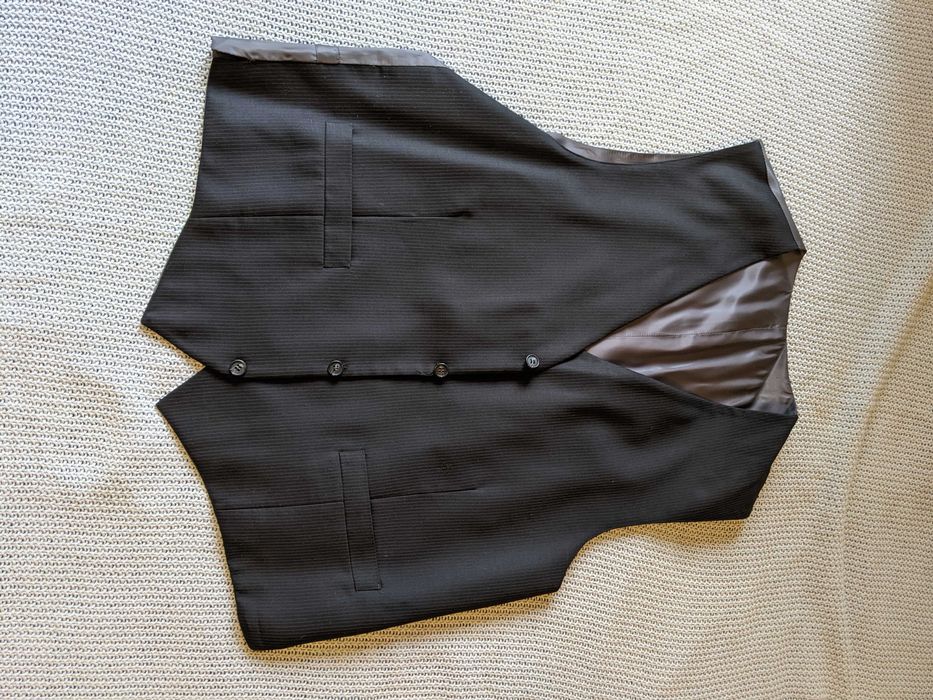 Vand costum barbati 3 piese