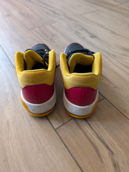 vand papuci Jordan Max Aura 3 SE