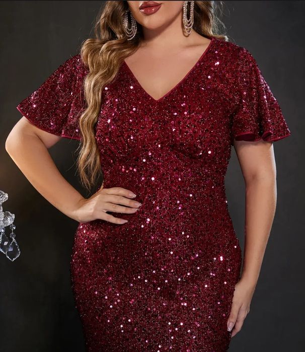 Платье женское нарядное.