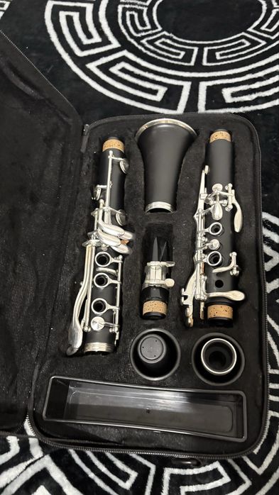 Clarinet de vanzare