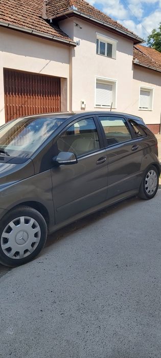 Vând Mercedes B class  CDI din 2009,motor 1900 ,diesel