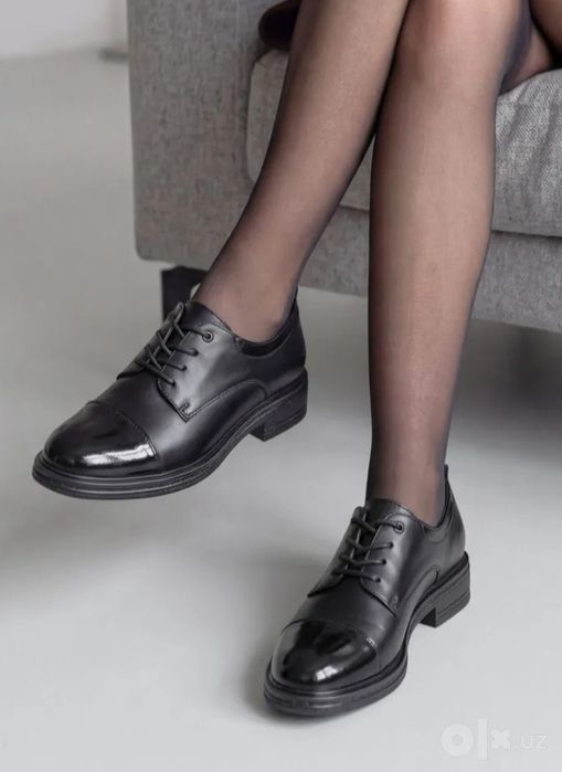 Кожаные туфли 41 размера Pierre Cardin