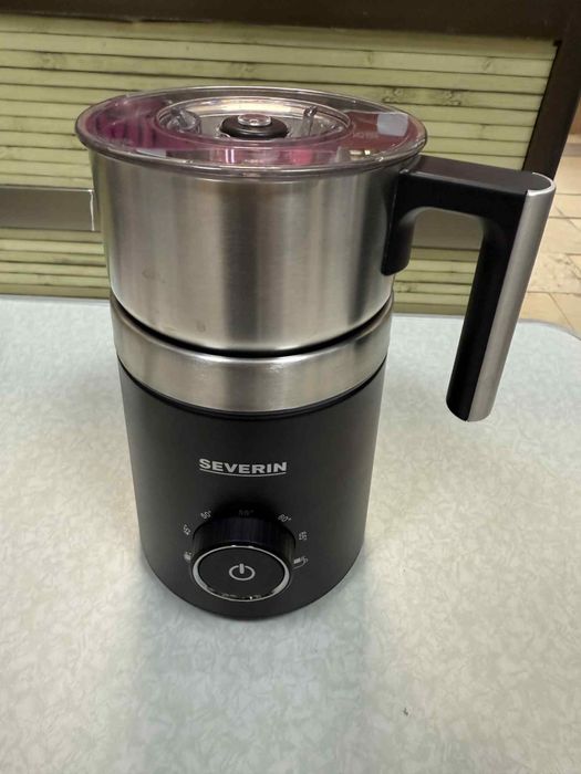 Пенообразувател за мляко Severin