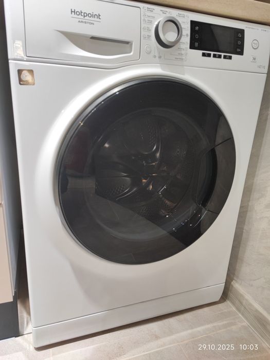 Дава се под наем Двустаен апартамент в София, Люлин 10 - 57 кв.м за 747.66 € - Снимка #5