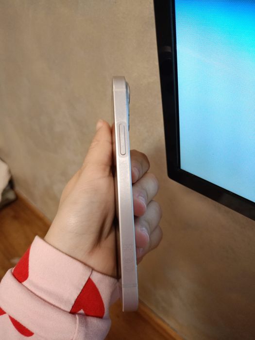 Vând iPhone 13 mini