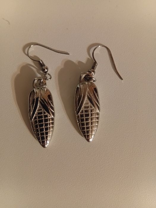 Лоток маленький,  серьги