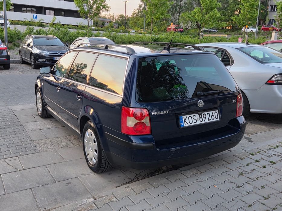 VOLKSWAGEN Passat 2003 — imagine 3