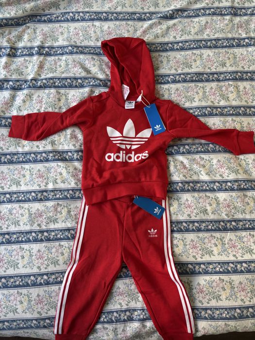 Adidas горнище и долнище