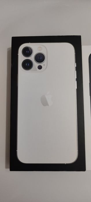 Cutie Apple iphone 13 Model A2633 iphone 13 Pro Max Silver Model