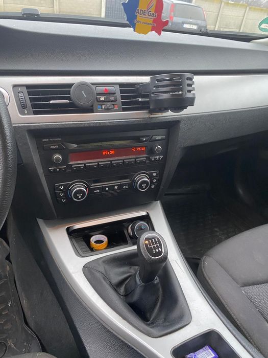 Vând BMW seria 3 E91 2.0 diesel M47