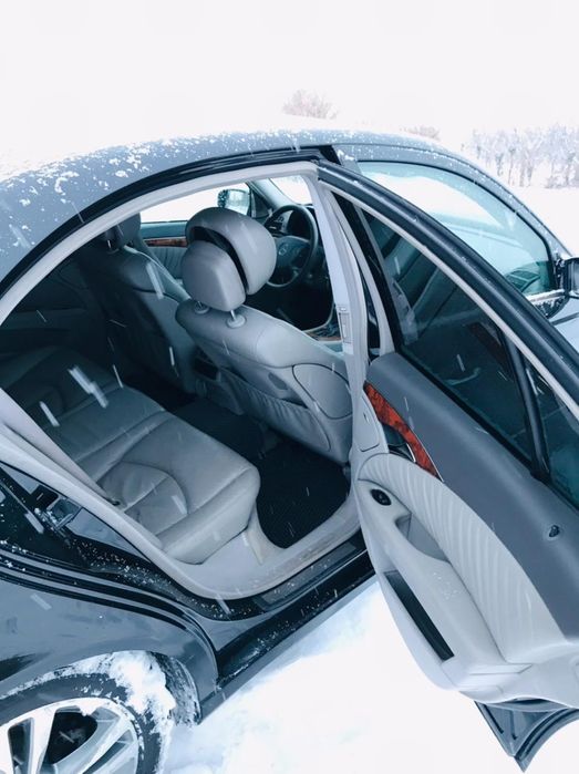 Авто мерседес 211