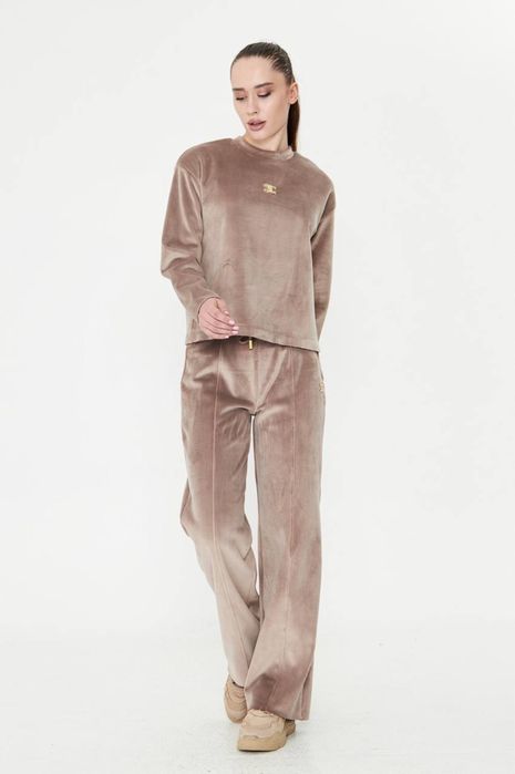 Комплекти Celine, LOEWE, Miu Miu, Loro Piana, Max Mara