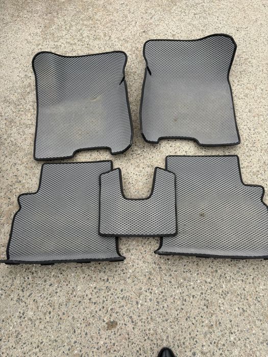 Продам автомобильные коврики
