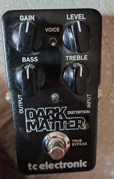 Chitara Bass Yamaha TRBX504 TBL + pedala Tc Electronic Dark Matter