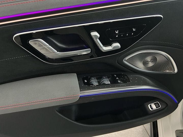 Продается Mercedes Benz EQS 450+