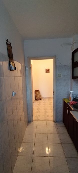 Apartament 2 camere cartier Dărmănești la etaj 3 liber