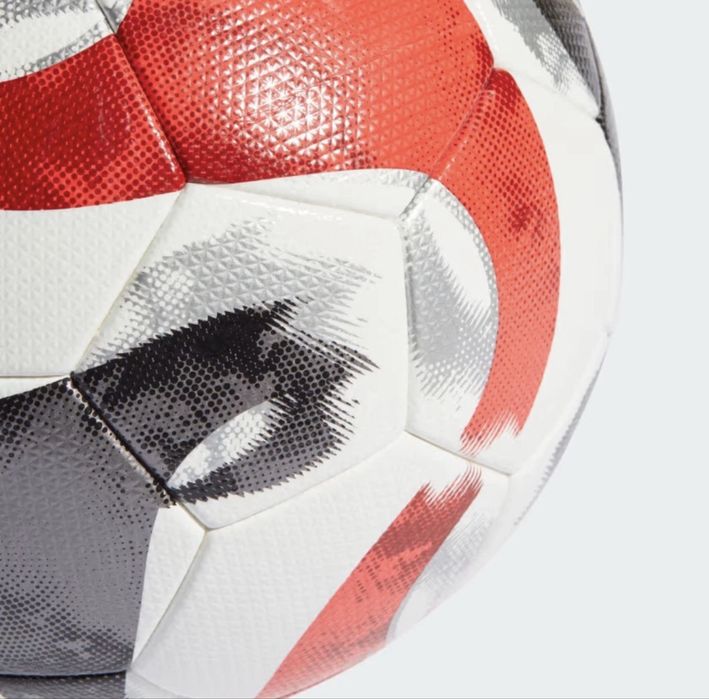 Футбольный мяч Adidas Tiro Pro Ball оригинал