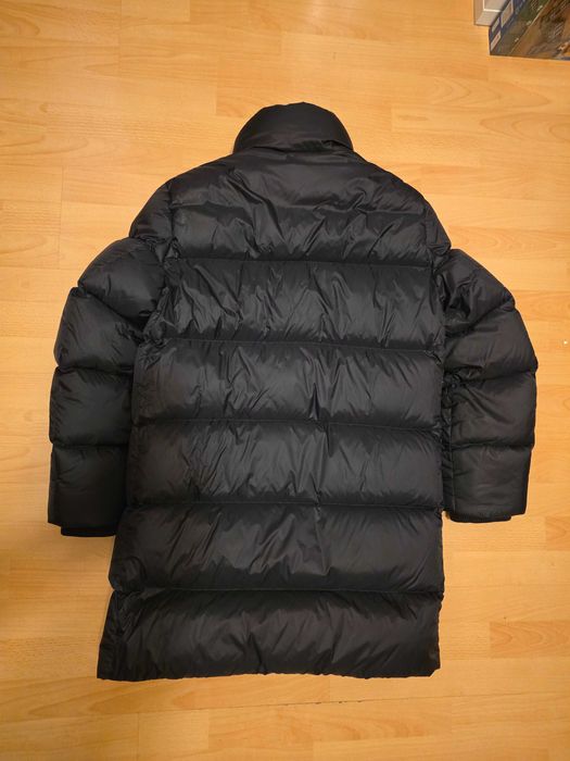 Продавам пухено яке Hugo
