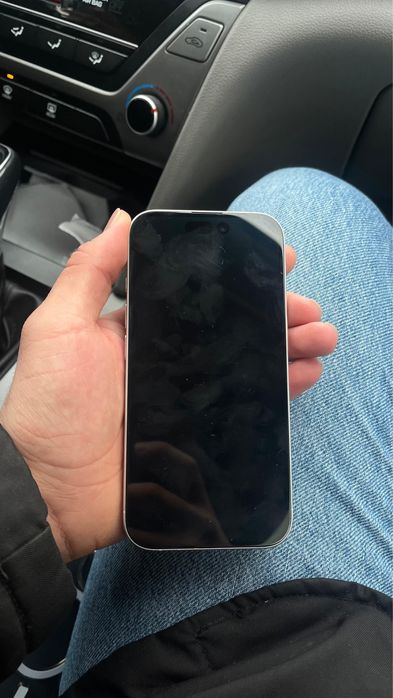 Iphone16  сатылады