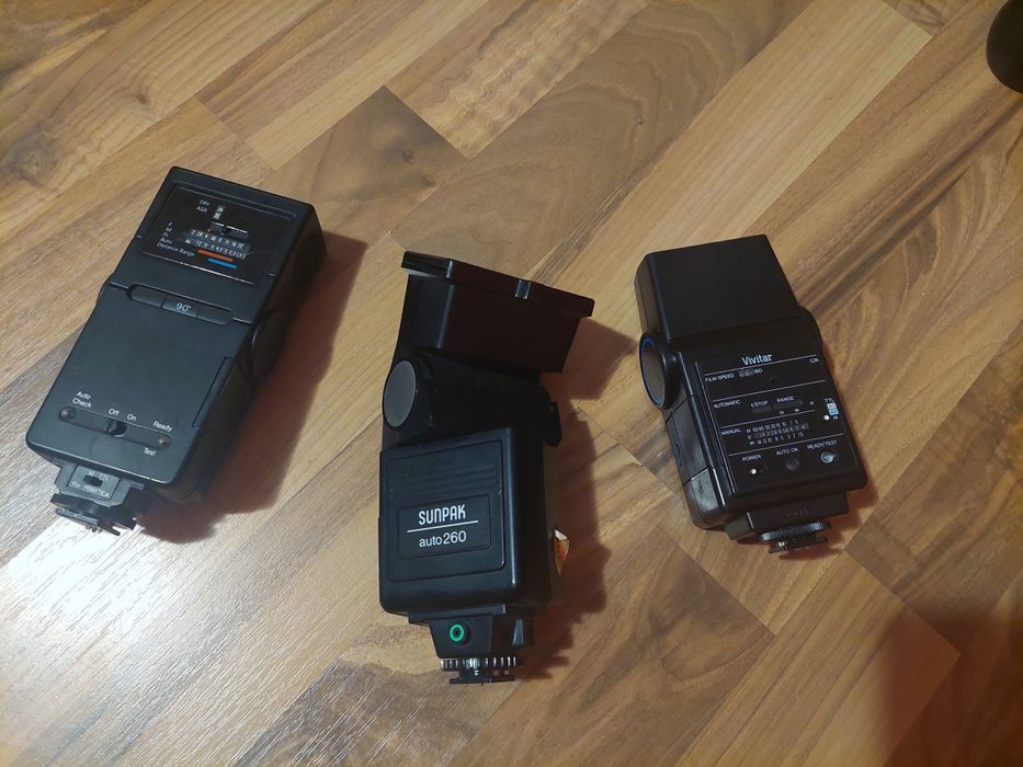 Blit foto,blițuri pentru diverse modele de aparat foto