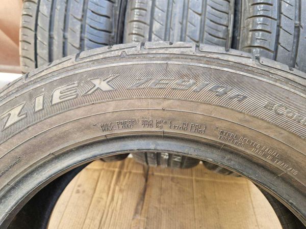 4 Falken R17 225/60
летни гуми
DOT4917