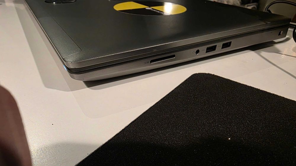 Dell Precision 7750