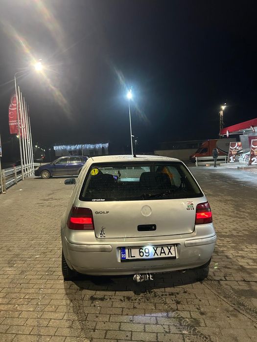 Vând golf4 coupe 1.9tdi 6trepte ușor negociabil