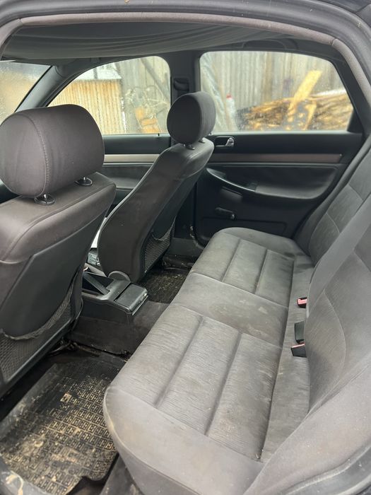 Vând audi  a4 1.9 tdi