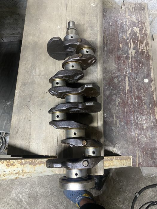 Коленвал мазда 323