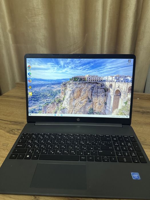 Продам ноутбук новый