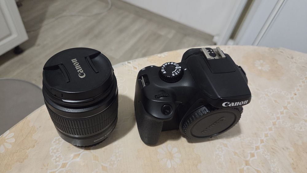 Продам  Canon eos 4000d