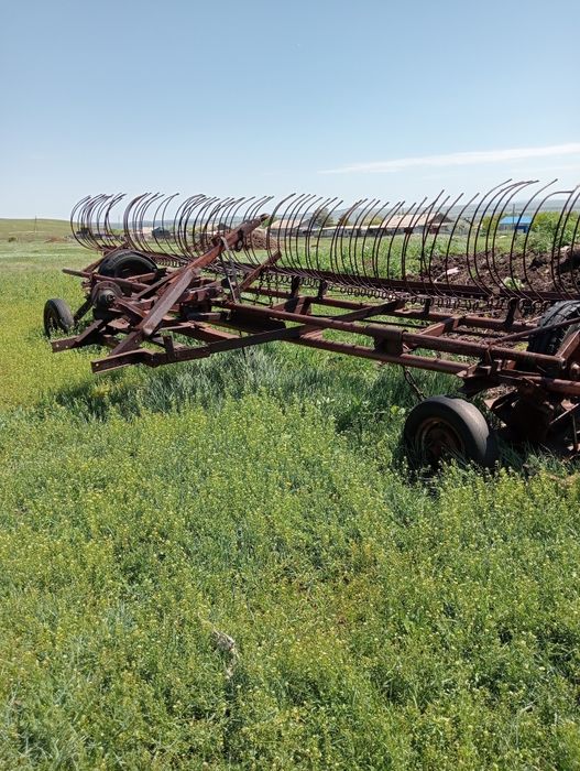 Продам трактор со всеми оборудованиями