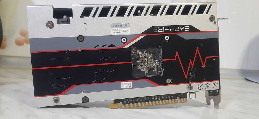 Sapphire RX580 8gb + Arktek RX580 8gb Videokarta