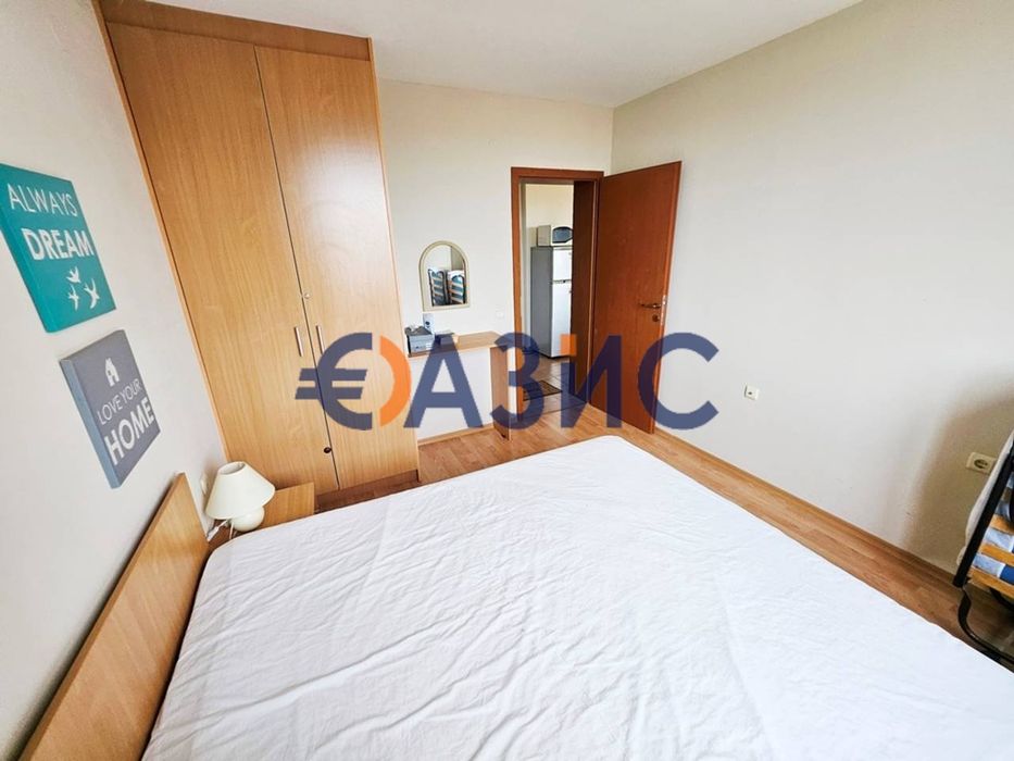 Продава се Тристаен апартамент в к.к. Слънчев бряг - 76 кв.м за 571 €/кв.м - Снимка #10