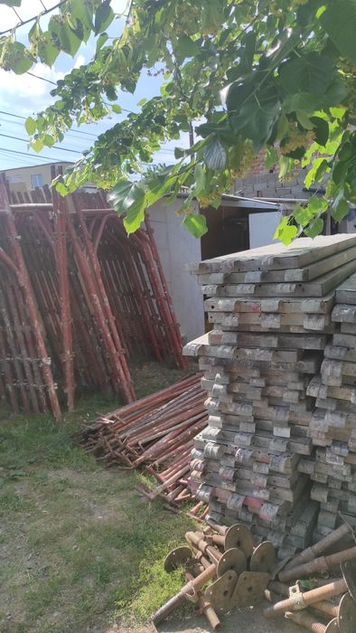Închirieri  schela metalica