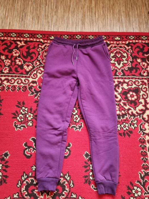 Спортивные теплые штаны