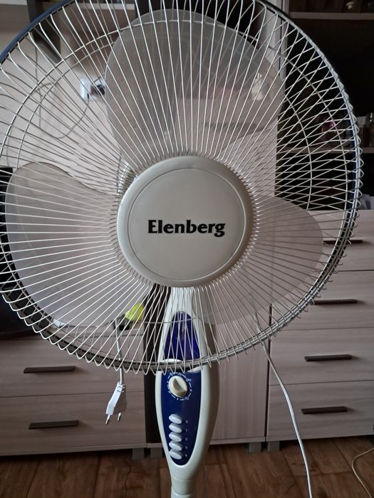 Продам вентилятор напольный