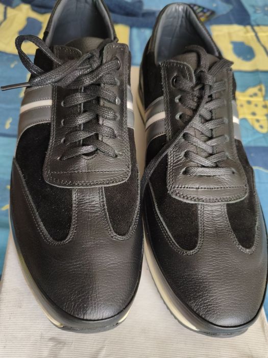 Продам обувь совершенно новая