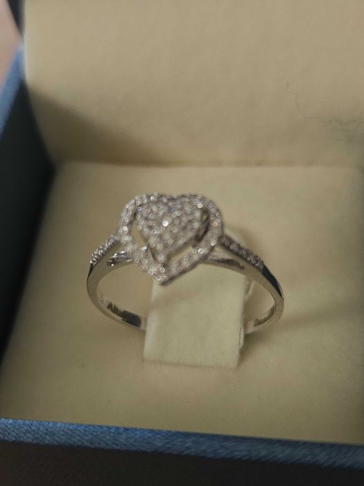 Пръстен от бяло злато и диаманти на Altinbas