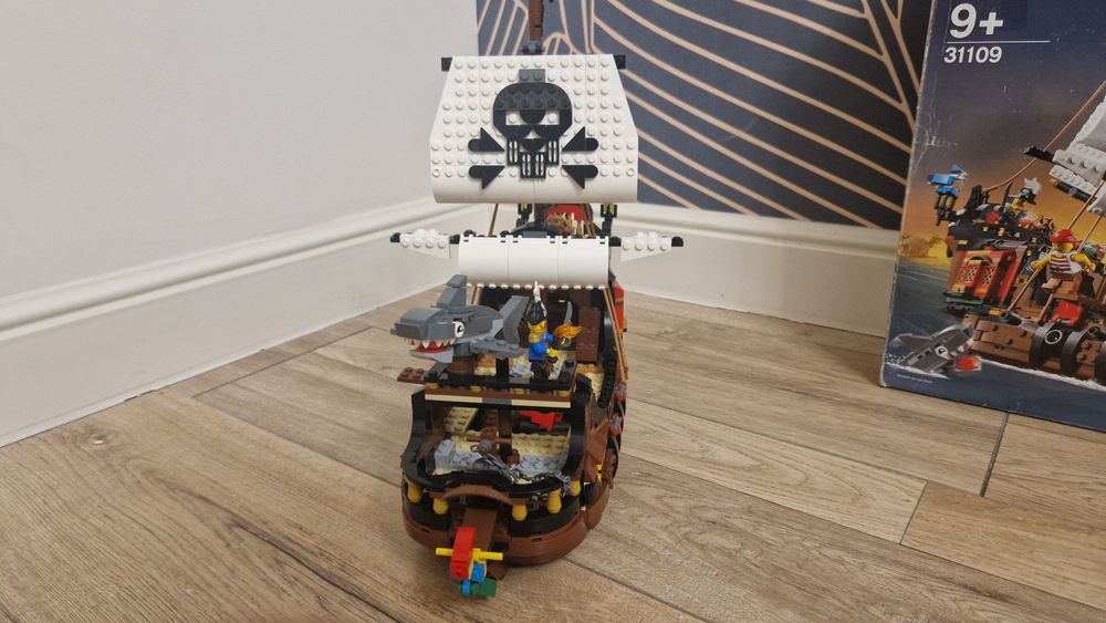 Лего пиратский корабль