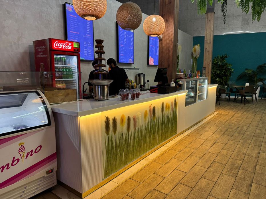 Столы стулья диван