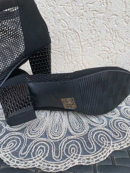 Ghete dama, noi, piele intoarsa si plasa, pentru primavara/vara, 37