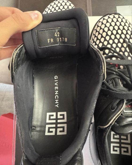 Givenchy barbati  sneakersi