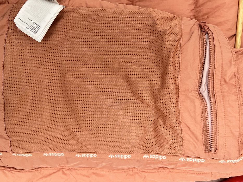 geaca puffer femei adidas