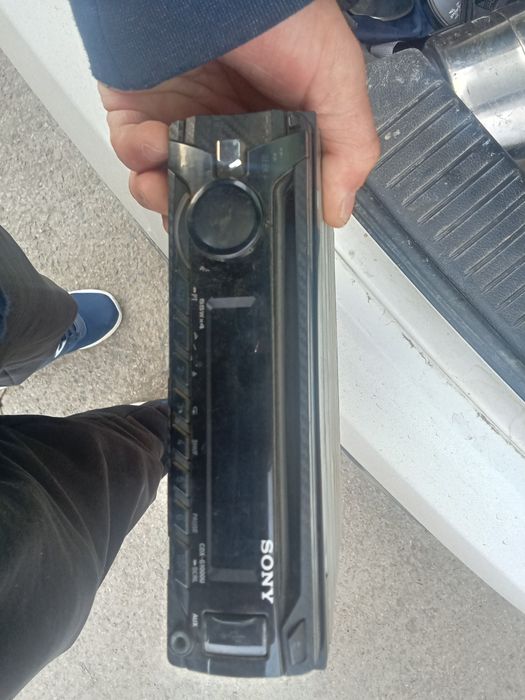 Авто магнитола SONY